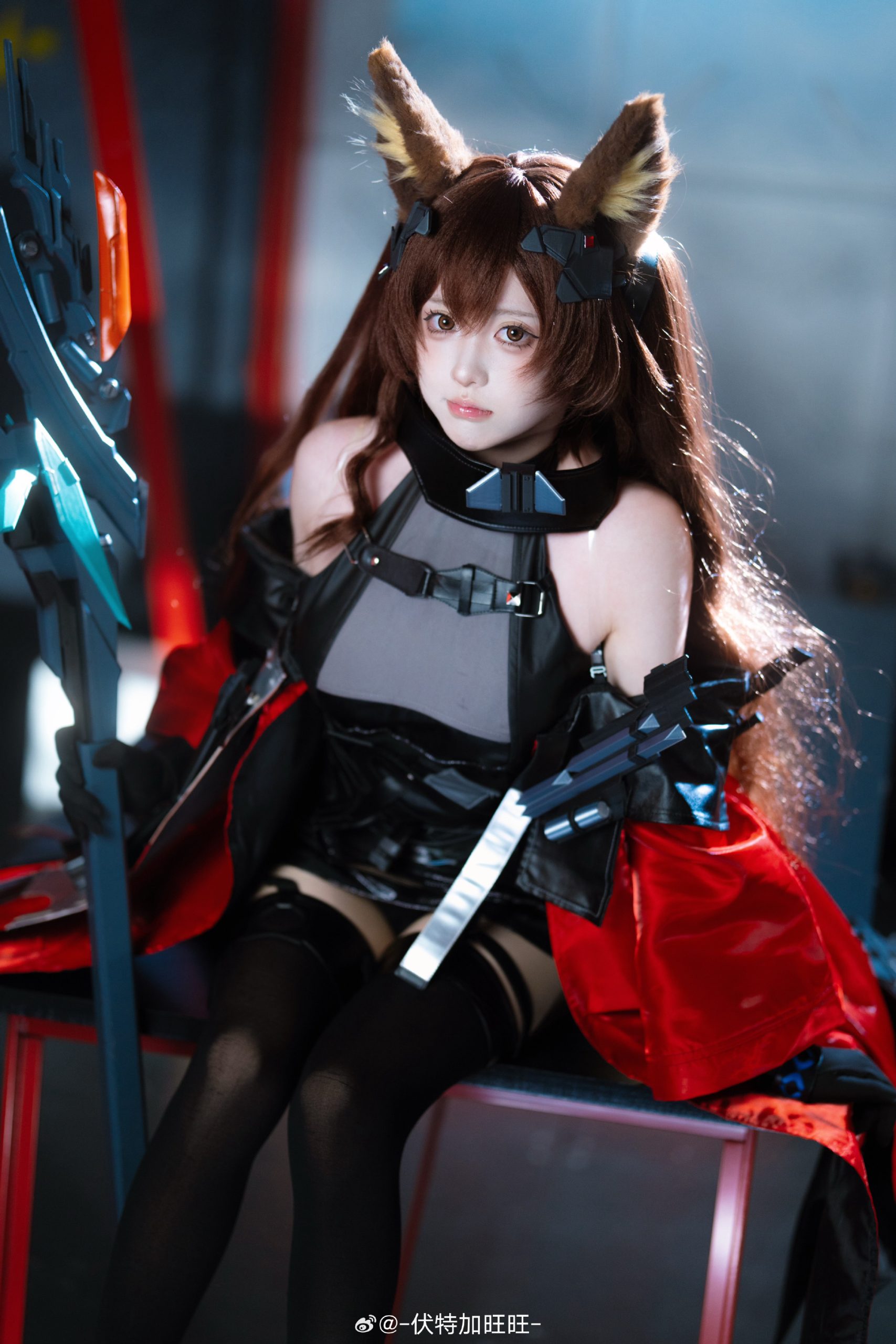 COSPLAY 管理员，你好呀！明日方舟终末地 @-伏特加旺旺--米哈社