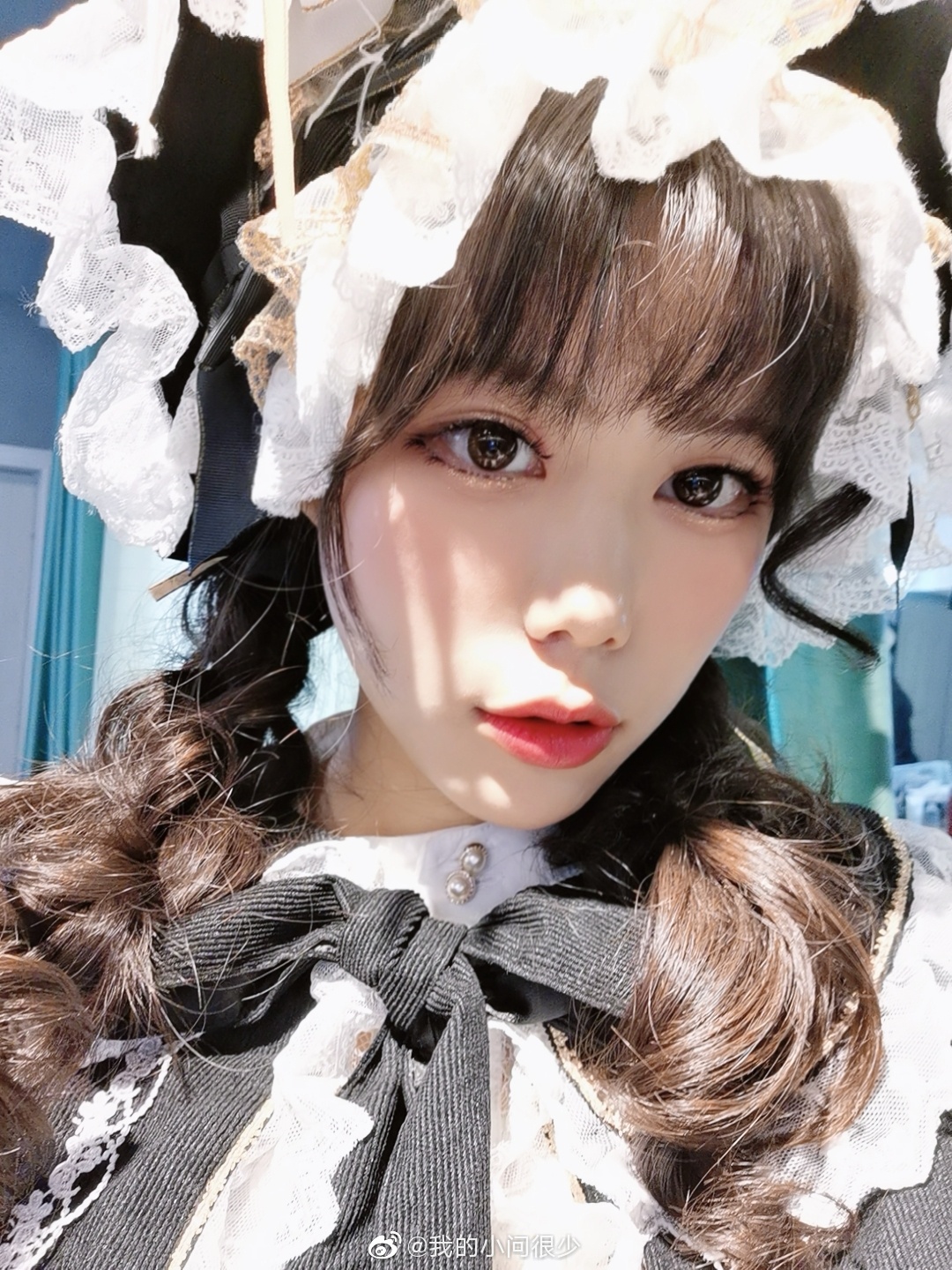 昨天拍的外景！好久没拍lo啦 阳光好大@我的小问很少-米哈社